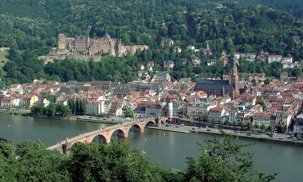 Dag 2 van de Duitse sprookjesachtige reis:Verkenning van het prachtige Heidelberg.